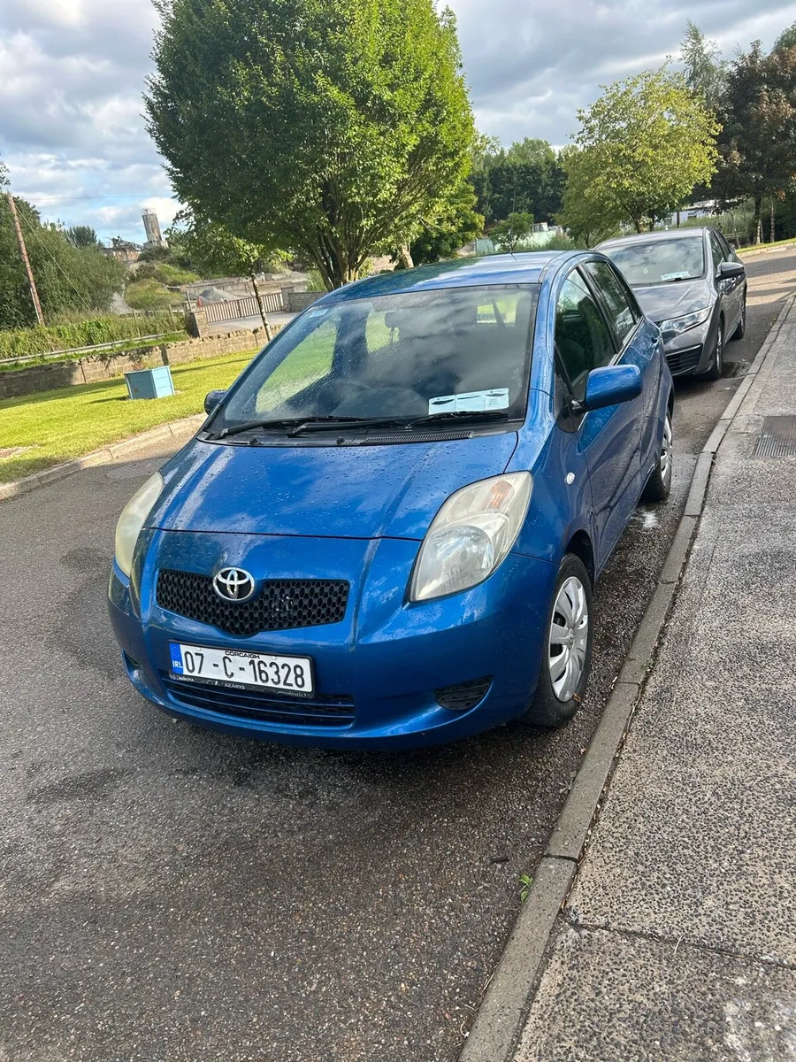2007 Toyota Yaris - Image 1