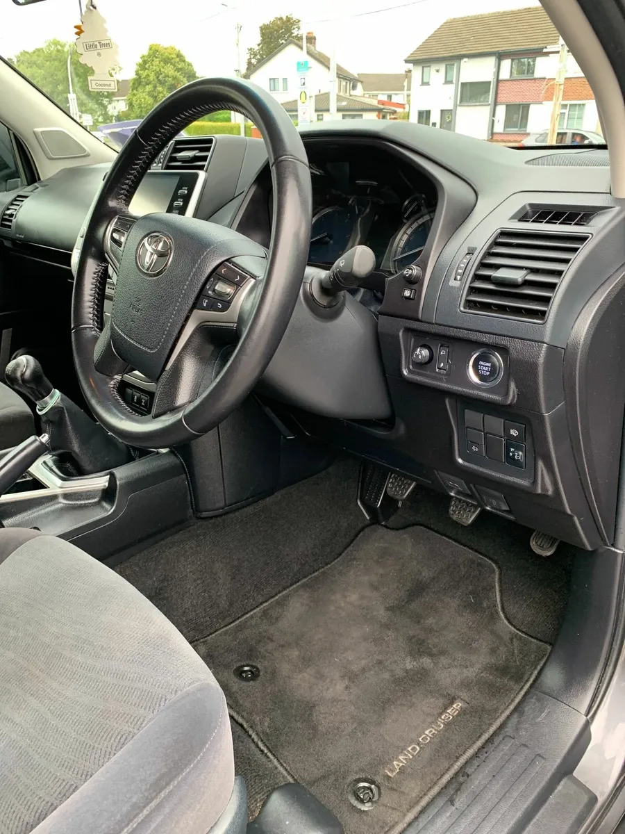 Toyota Land Cruiser 2021 - Image 2