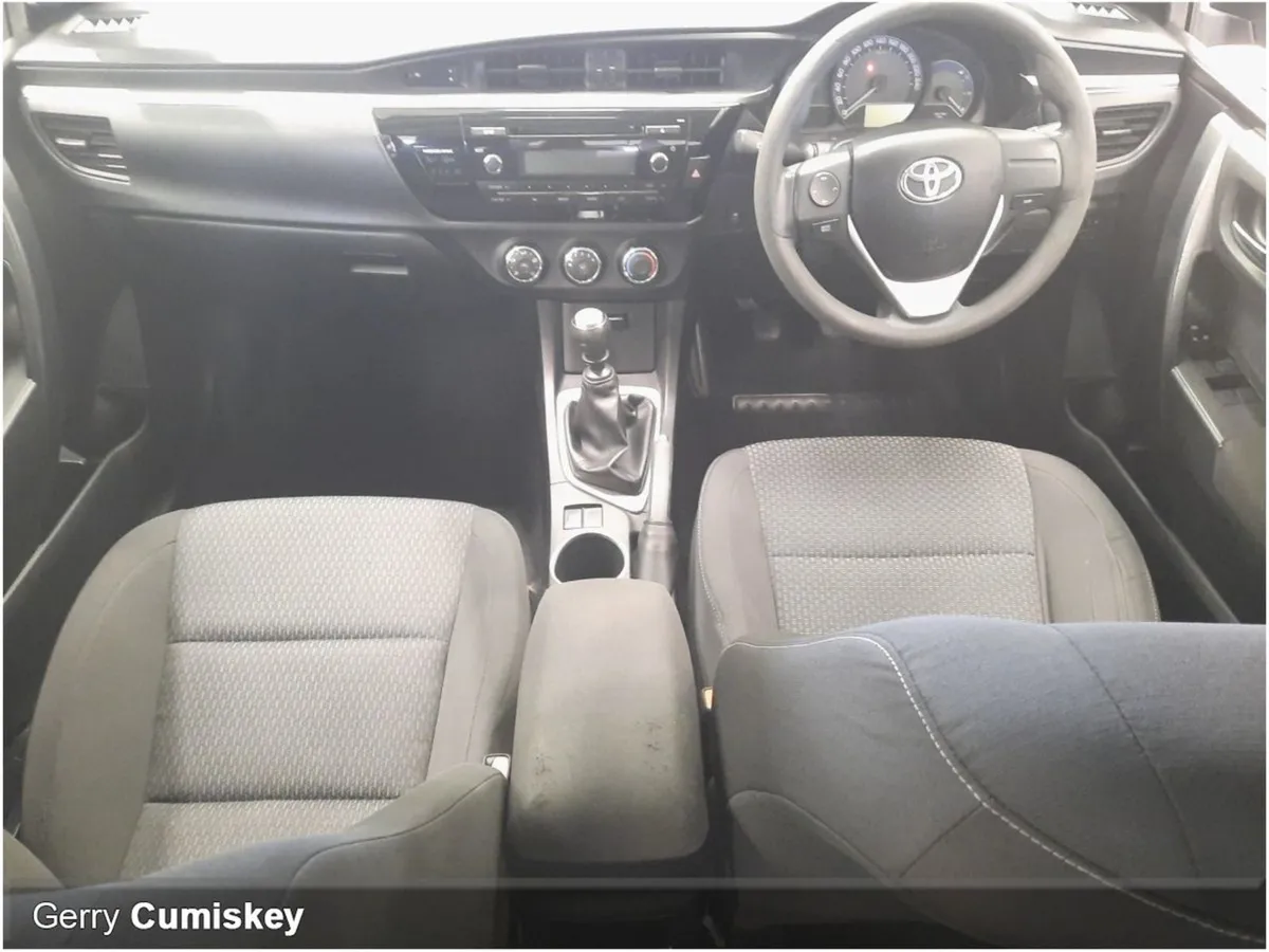 Toyota Corolla 1.4 Terra - Image 2