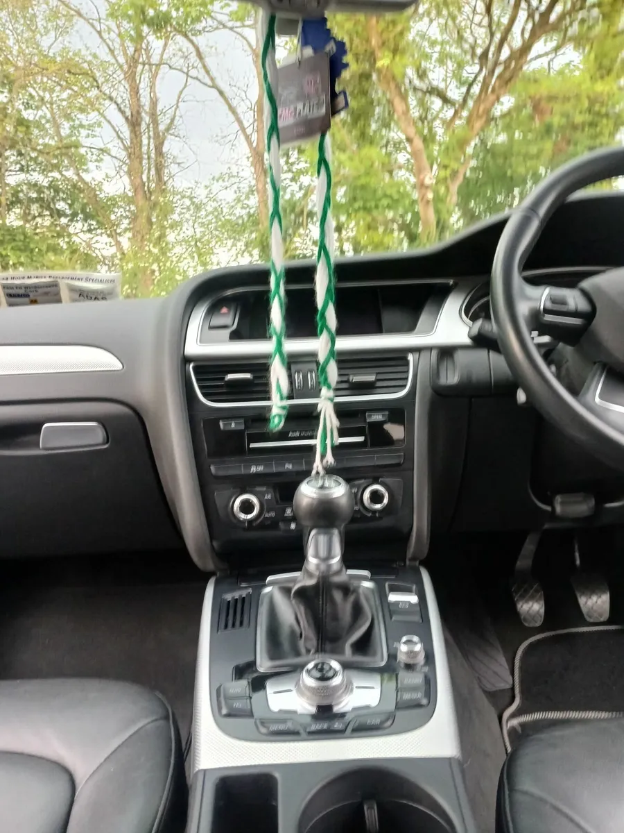 Audi A4 2015 - Image 3