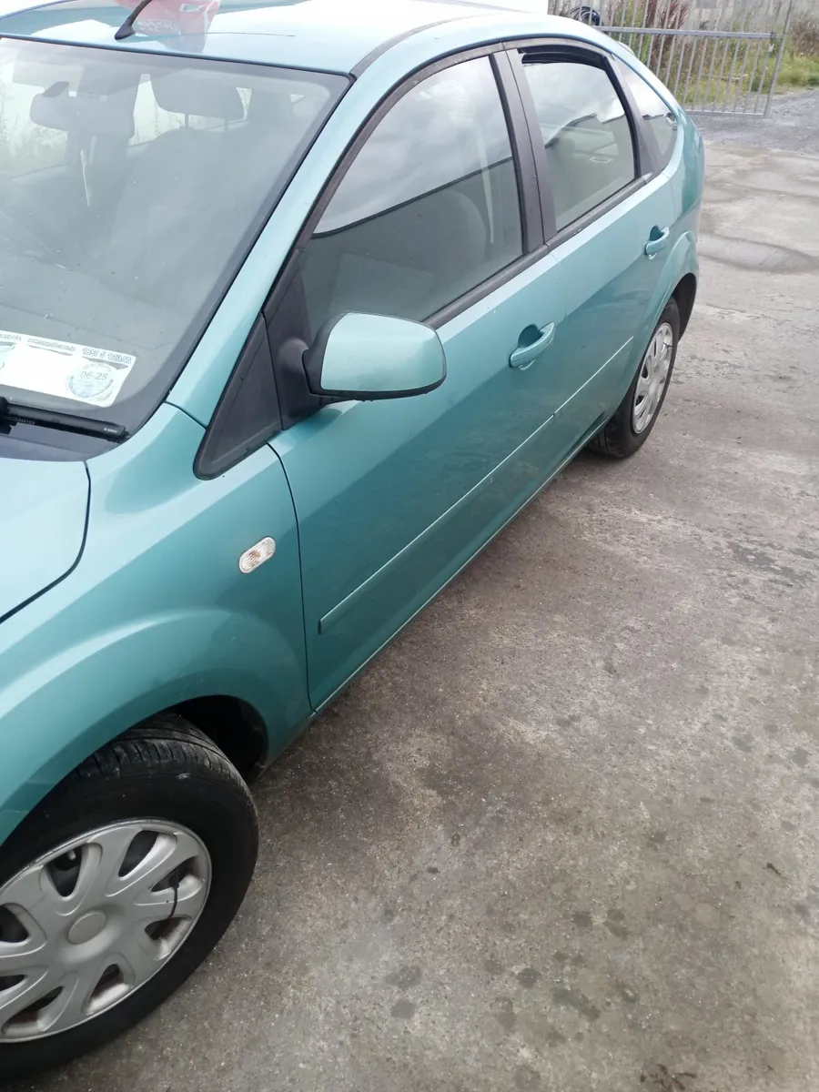 Ford Focus 2007 - Image 2