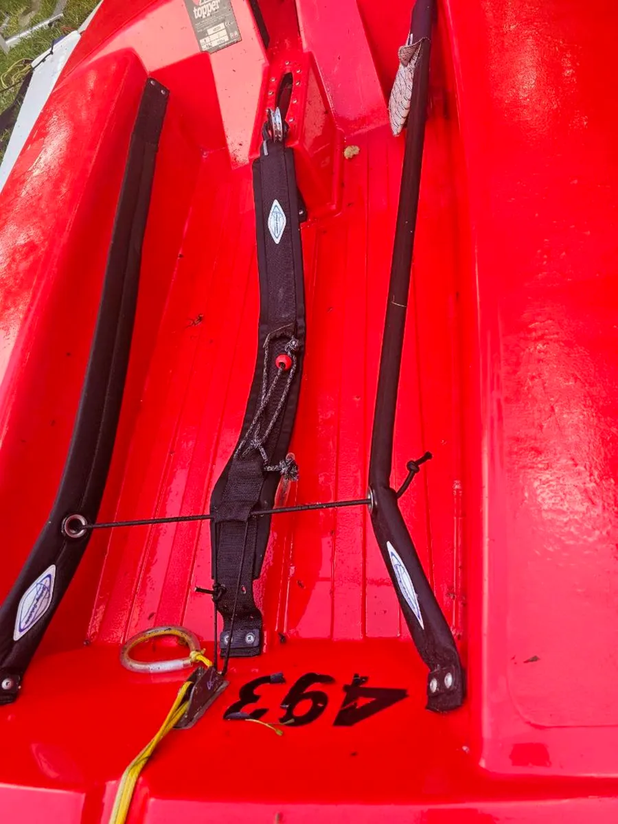 Topper Sailing Boat - Image 3