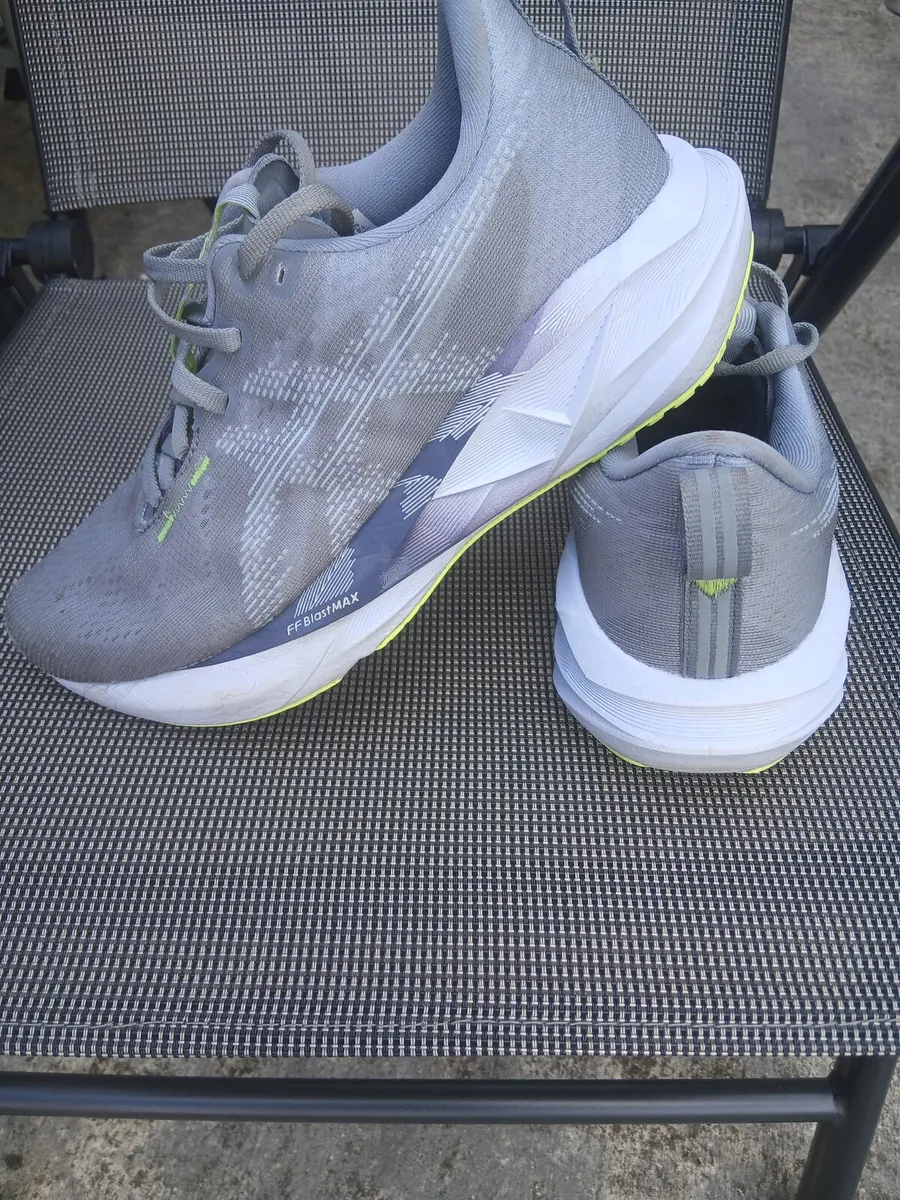 Trainers Asics Novabast 5 - Image 3