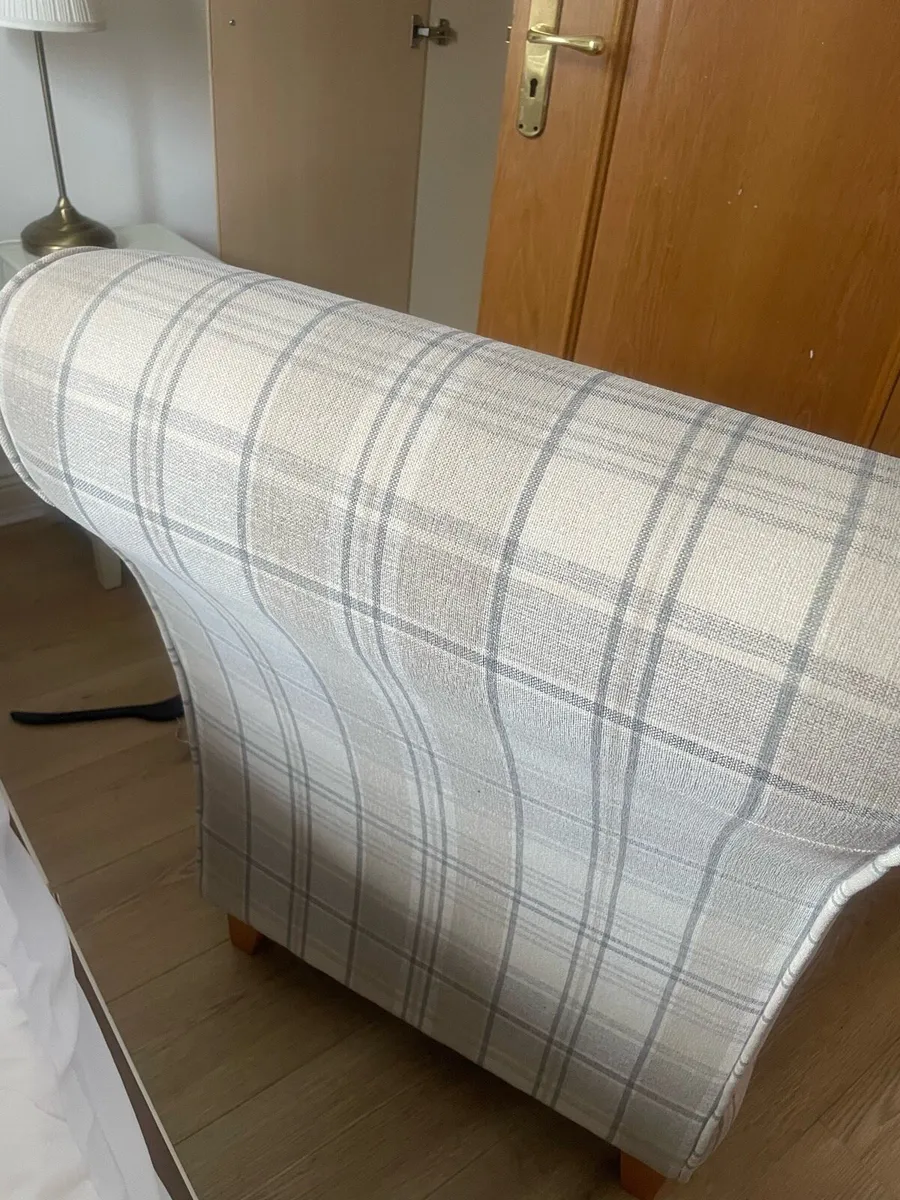 Comfy Beige Plaid Armchair - Image 2