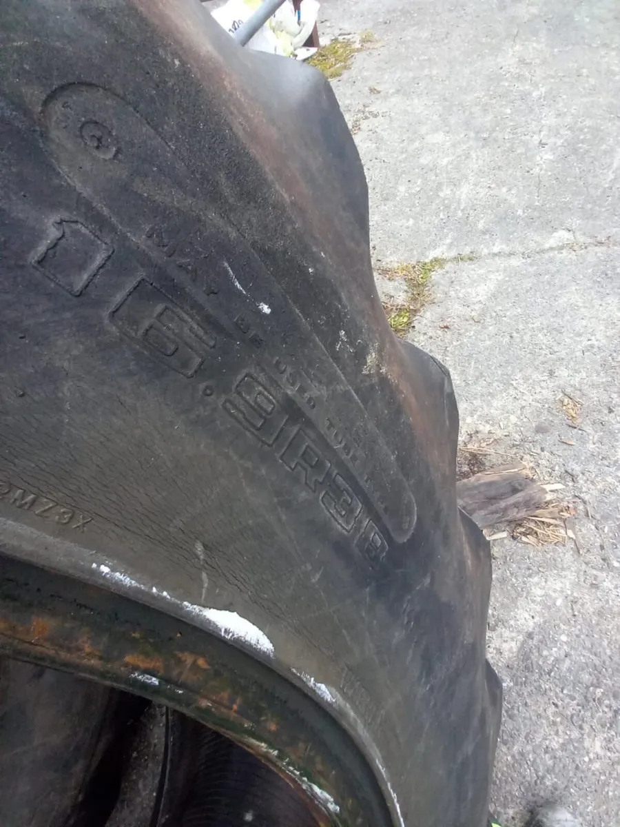 Goodyear 16.912 38inch - Image 3