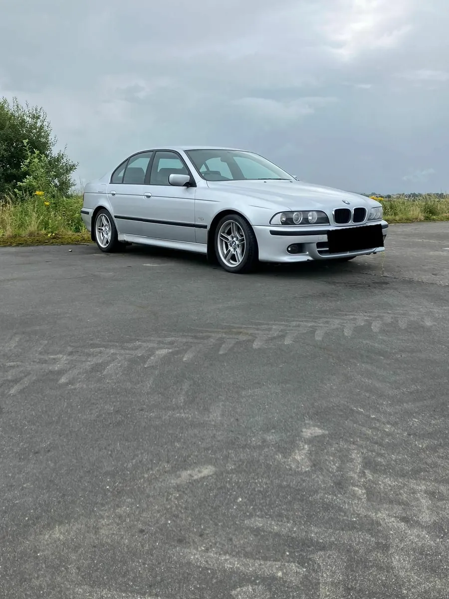 BMW 5-Series 2003 - Image 4