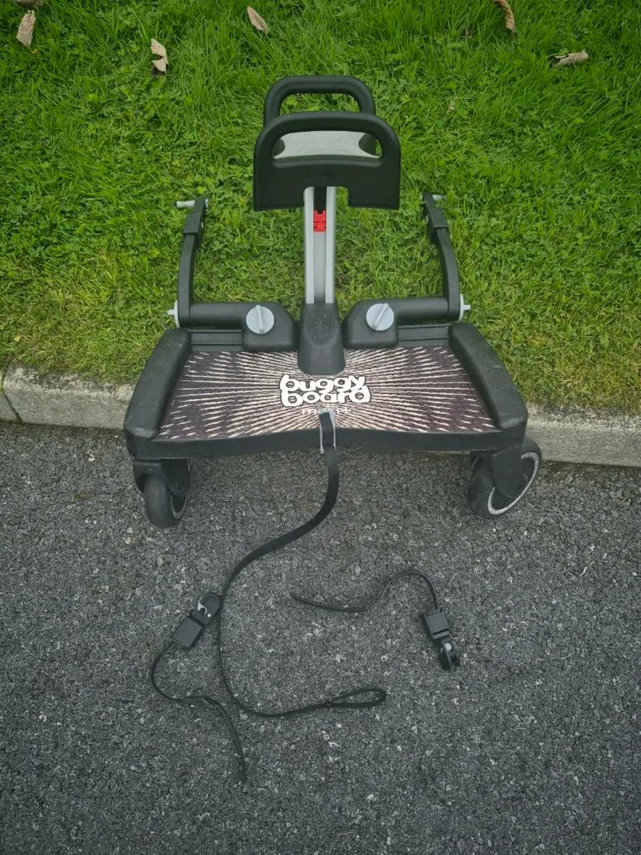 Buggyboard Maxi Plus Saddle - Black & Grey
by Lasc - Image 1