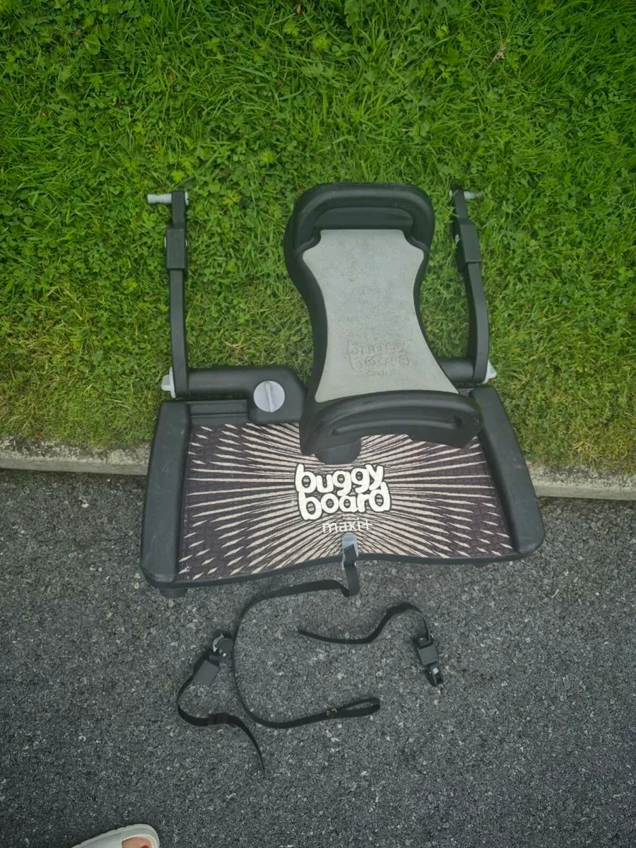 Buggyboard Maxi Plus Saddle - Black & Grey
by Lasc - Image 2
