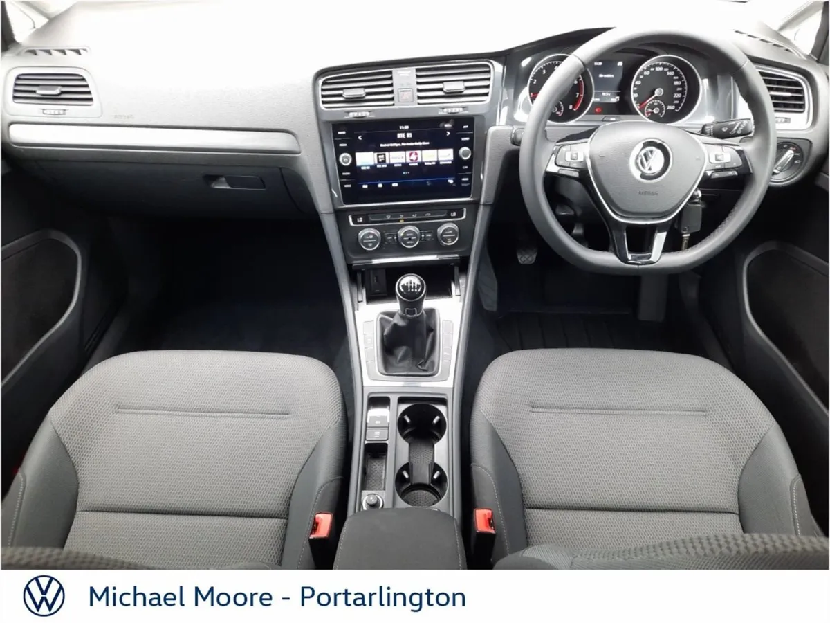 Volkswagen Golf 1.0 TSI 115HP Comfortline - Image 3