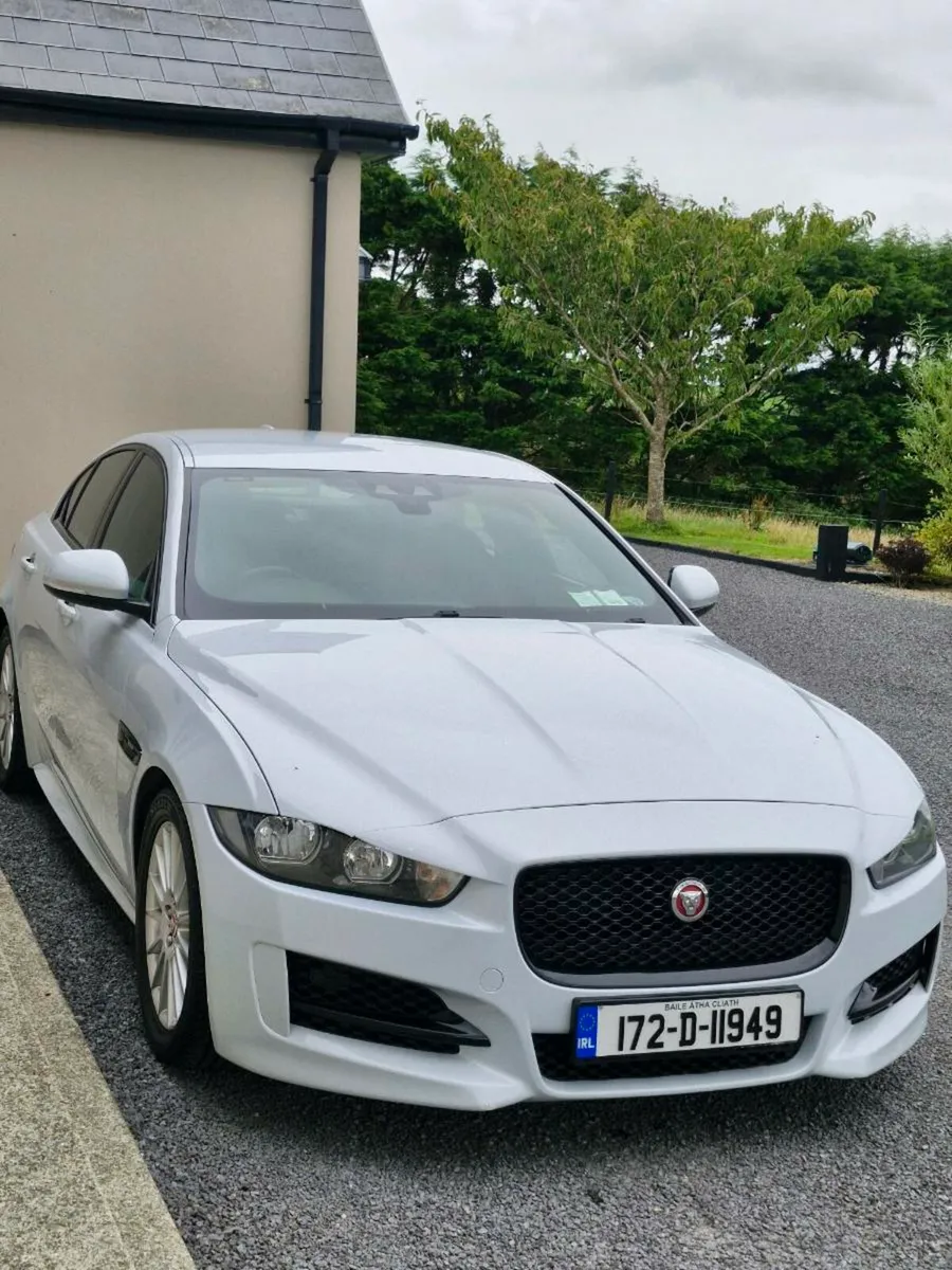 Jaguar XE 172 - Image 4