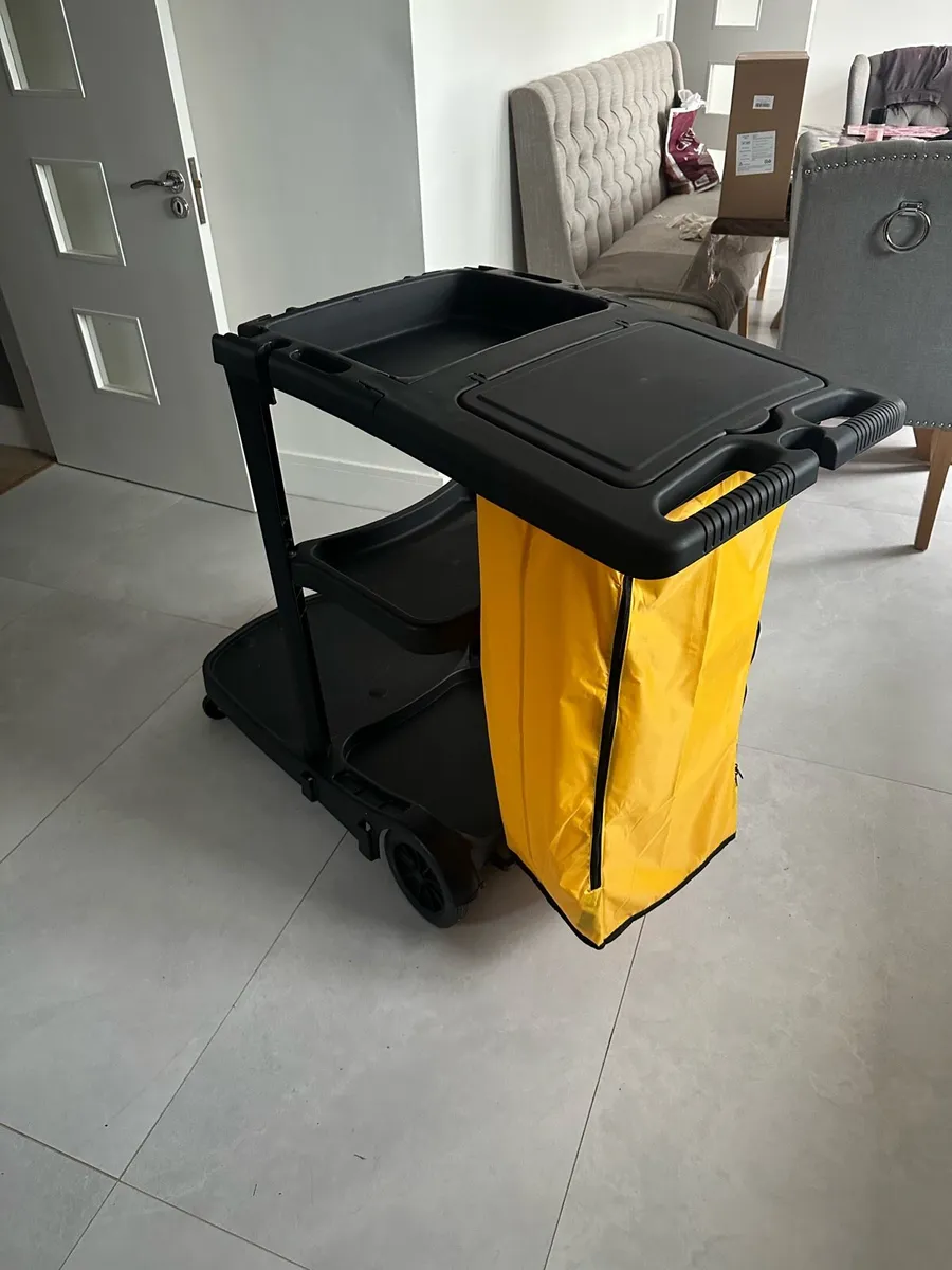 Cleaning trolley - Image 1