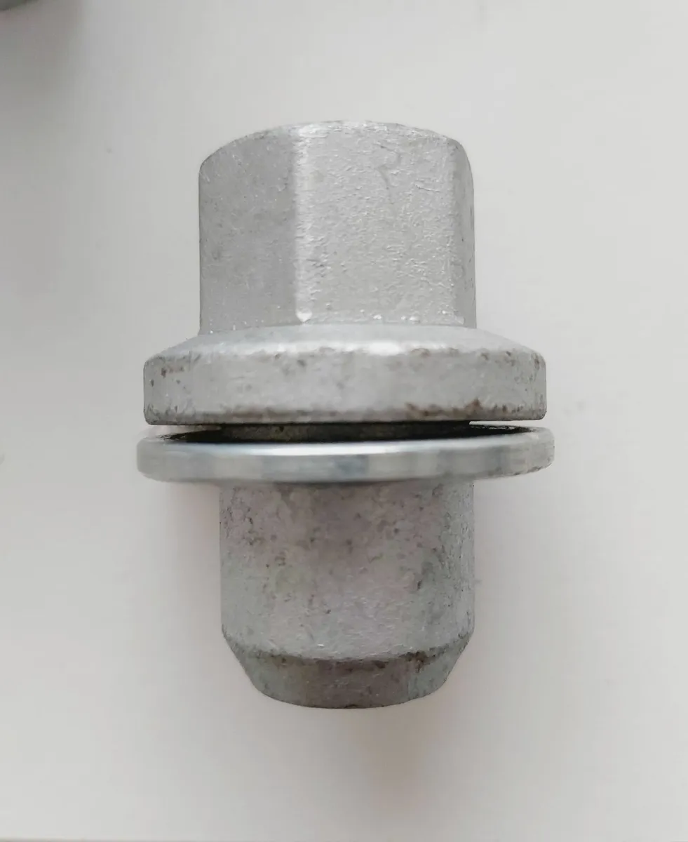 20 x New Nuts. Fit Land Rover Disco 3/4/5-Delivery - Image 2
