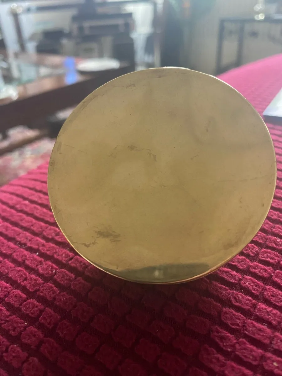 Vintage Brass/ Copper/ Mother of Pearl Ring Box - Image 3