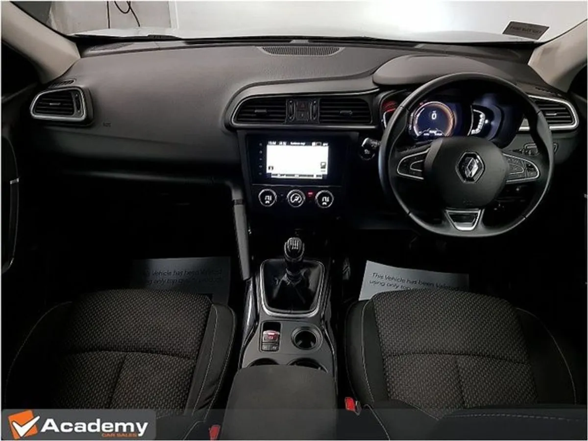 Renault KADJAR Equilibre TCE 140 My22 5DR - Image 2