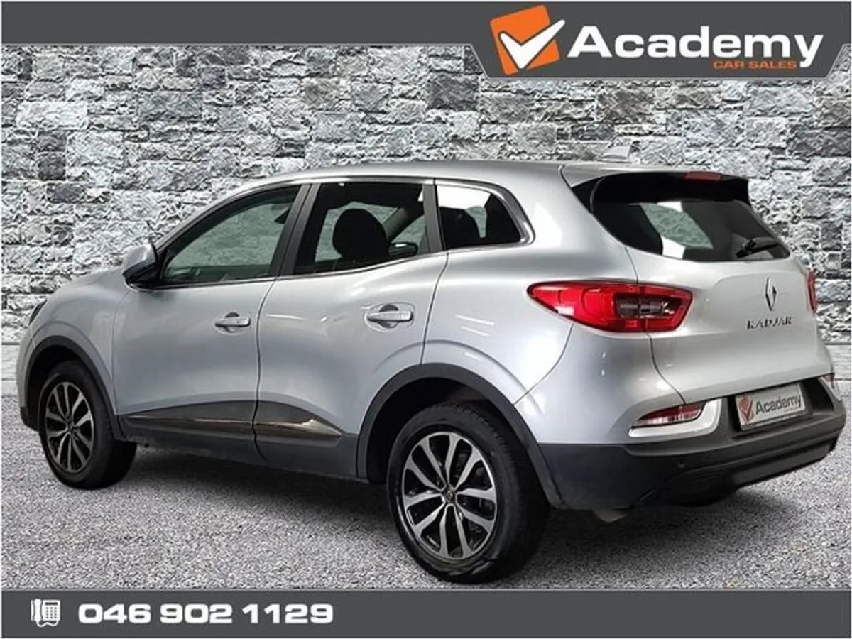Renault KADJAR Equilibre TCE 140 My22 5DR - Image 3