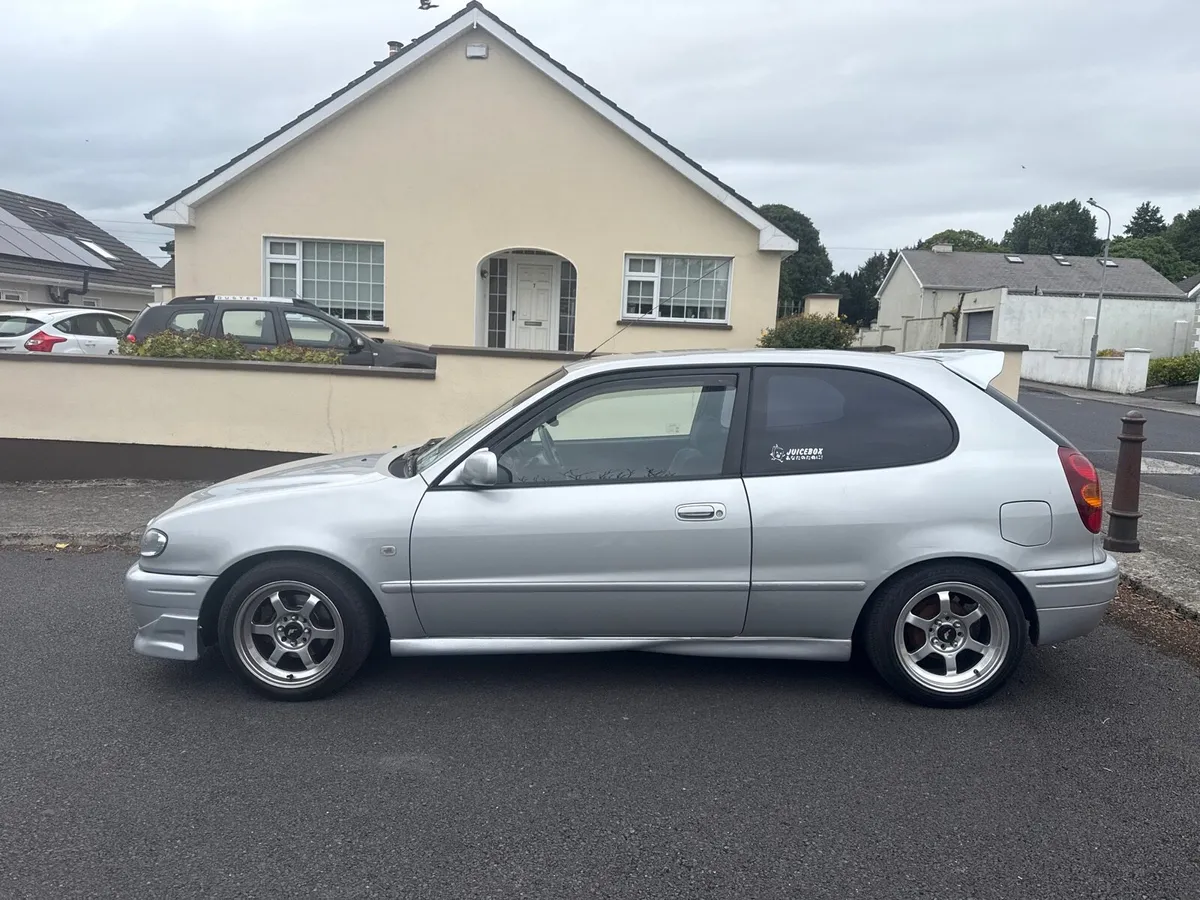 Toyota Corolla E11 - Image 2