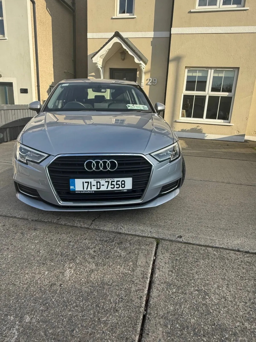 Audi A3 2017 Sportback SE S-TRONIC - Image 3