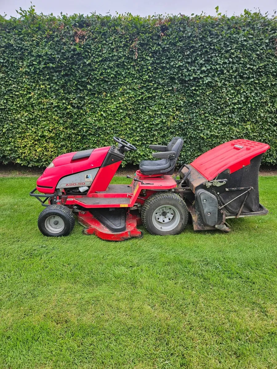 Rideon lawnmower - Image 1