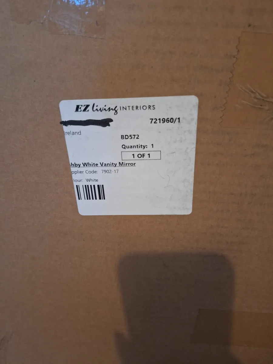 Vanity Mirror (New in Packaging) - Image 3