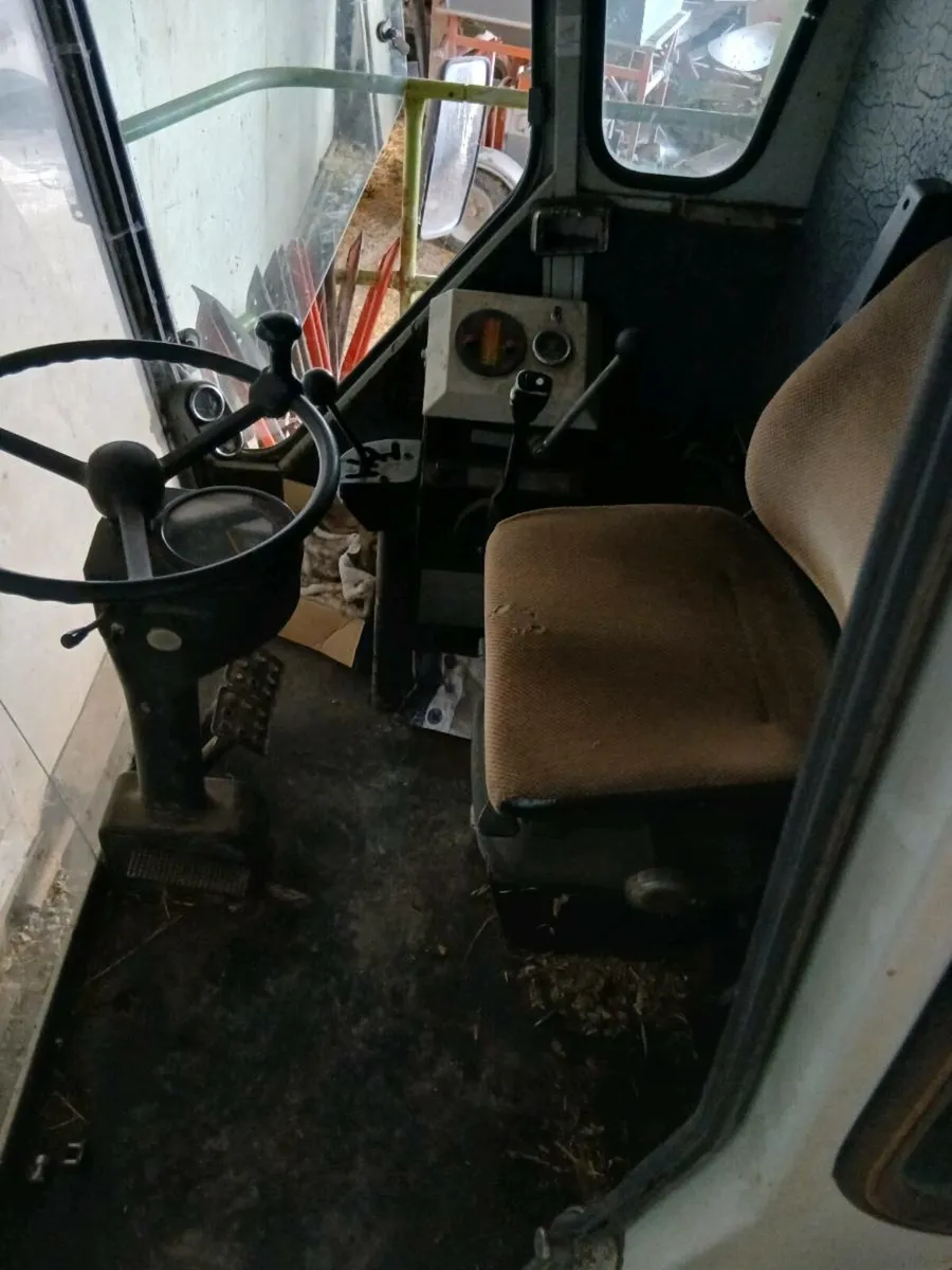 Claas dominator 106 - Image 1