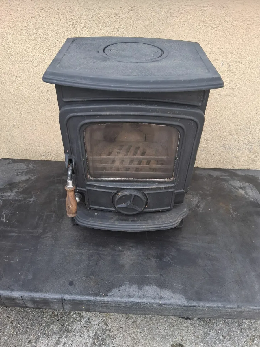 Stanley stove - Image 1