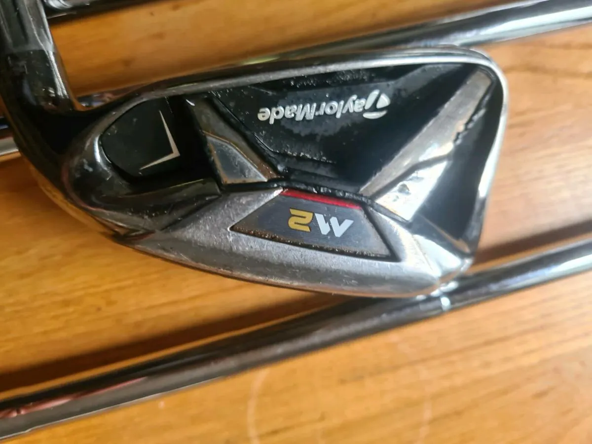 Golf irons - Image 1