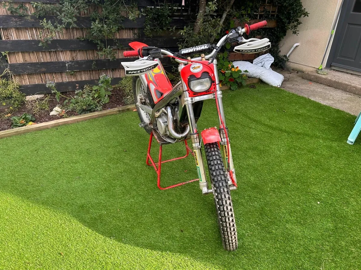 Gasgas280 TXT 00 Trials bike - Image 3