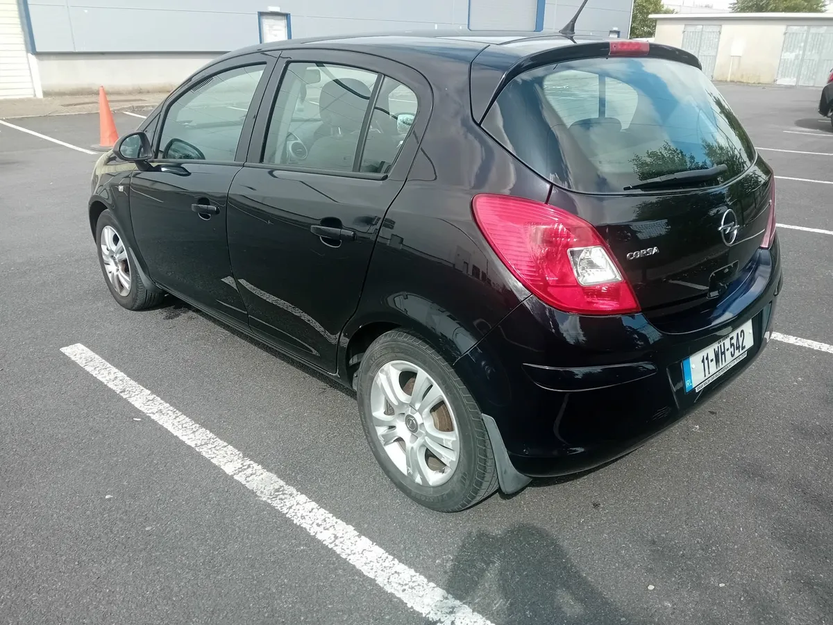 Opel Corsa 2011 - Image 4