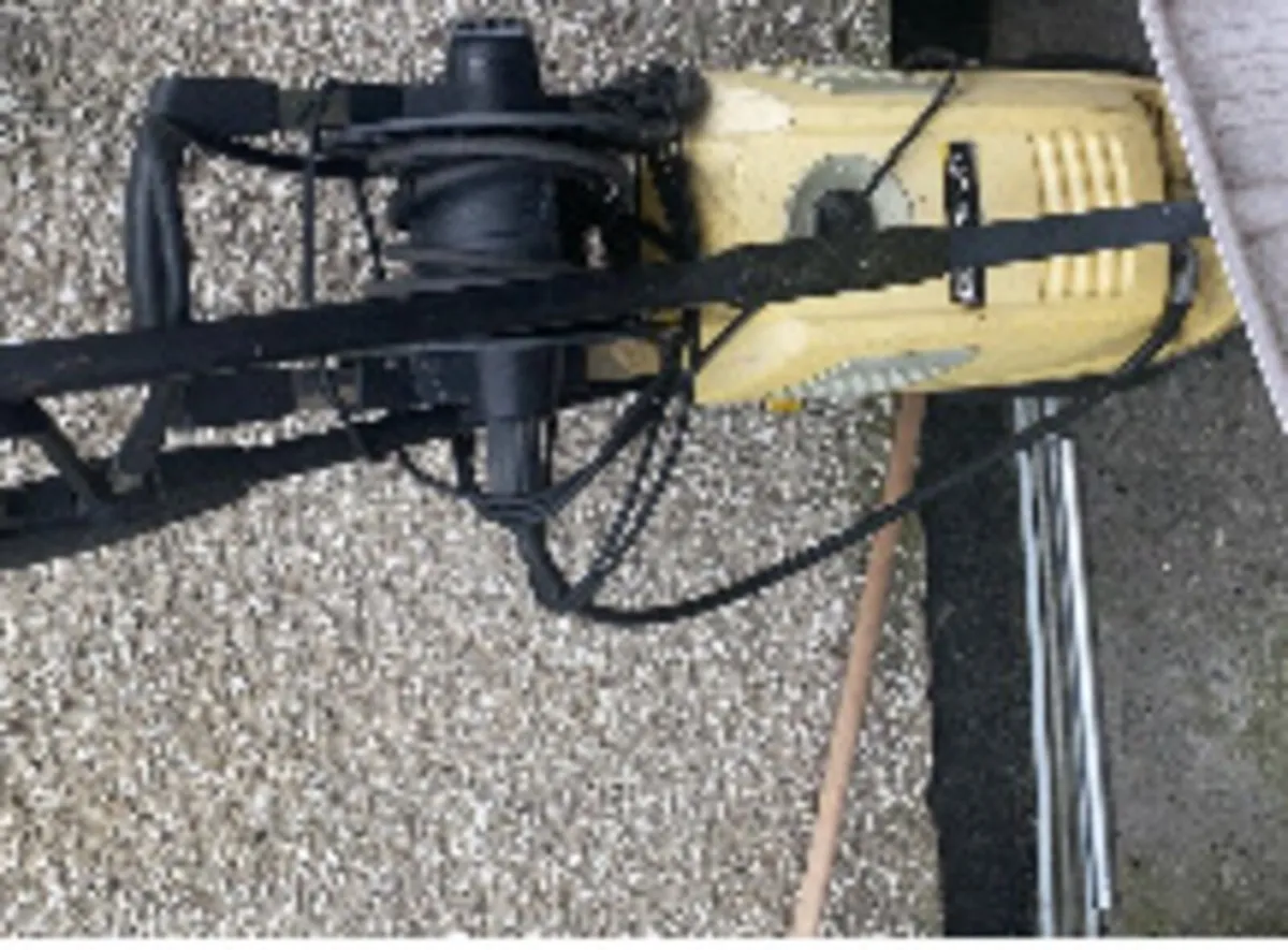 Car/bin cleaning