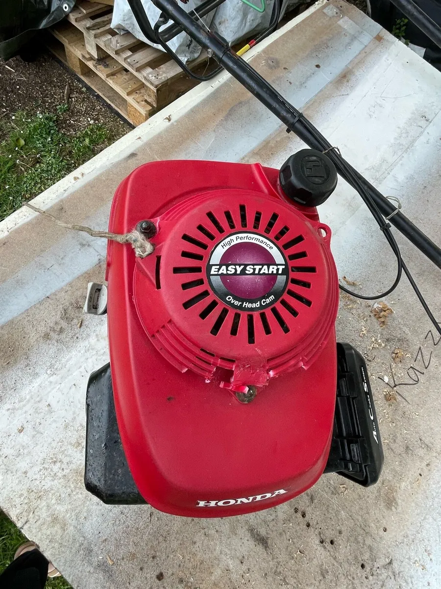 Lawnmower engine - Image 3