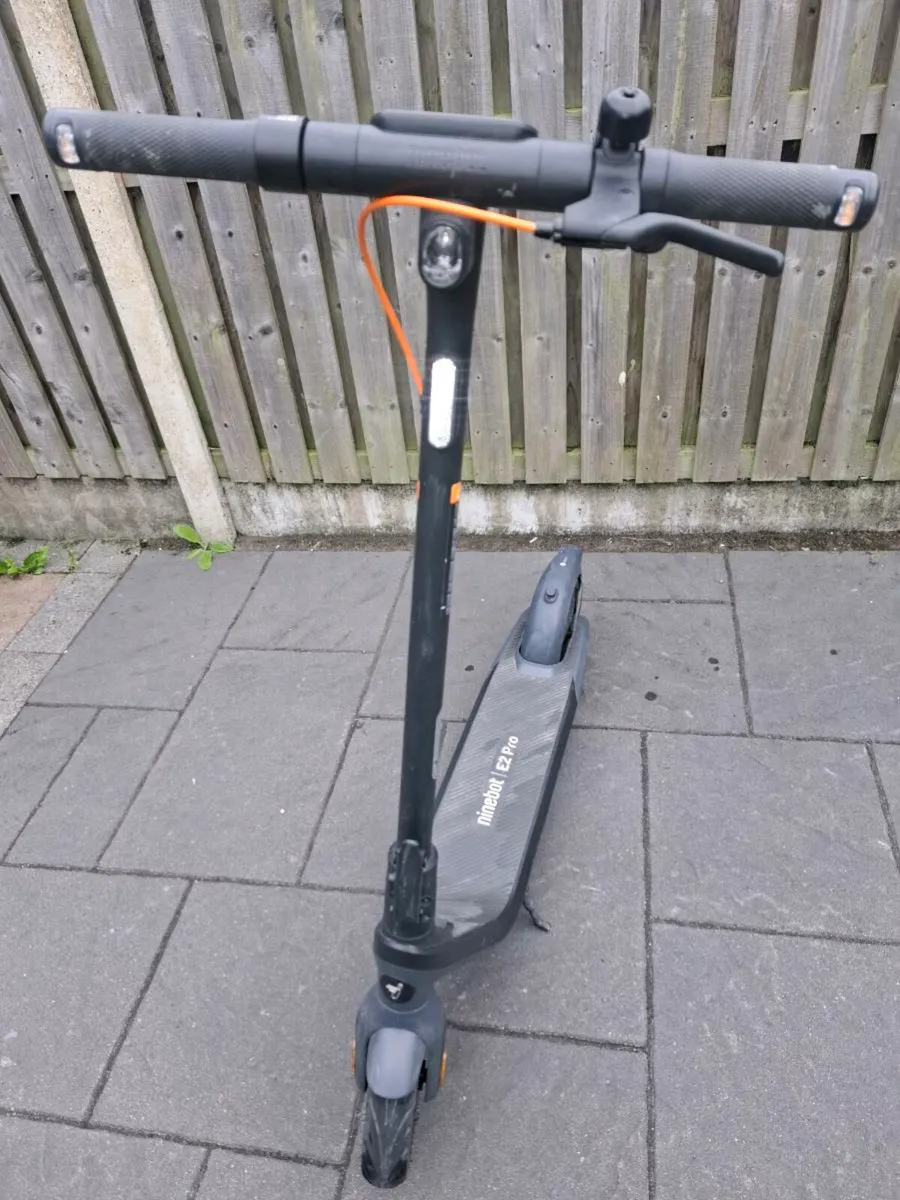 E Scooter - Image 2