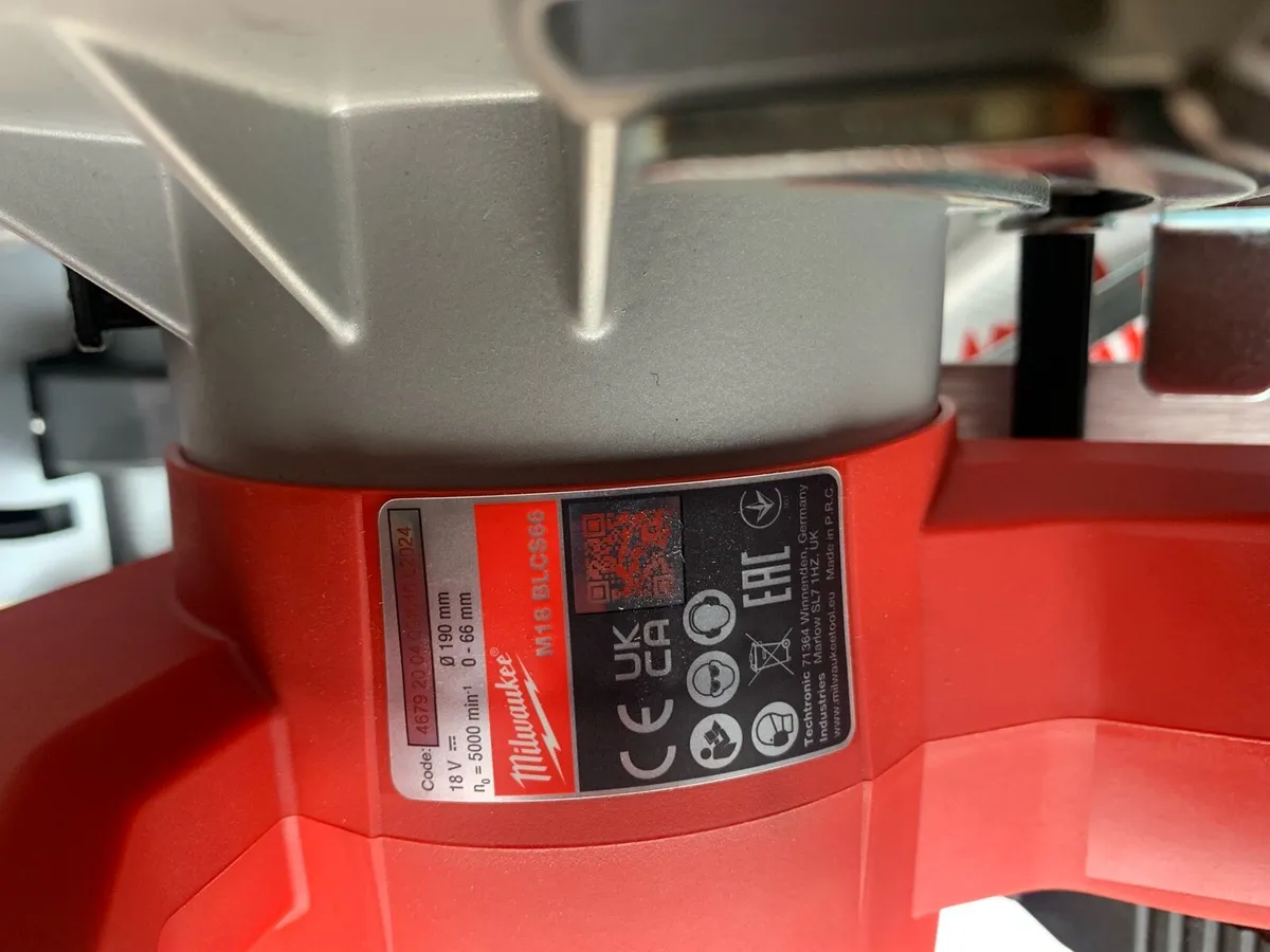 Milwaukee batteries and power tools - Image 3