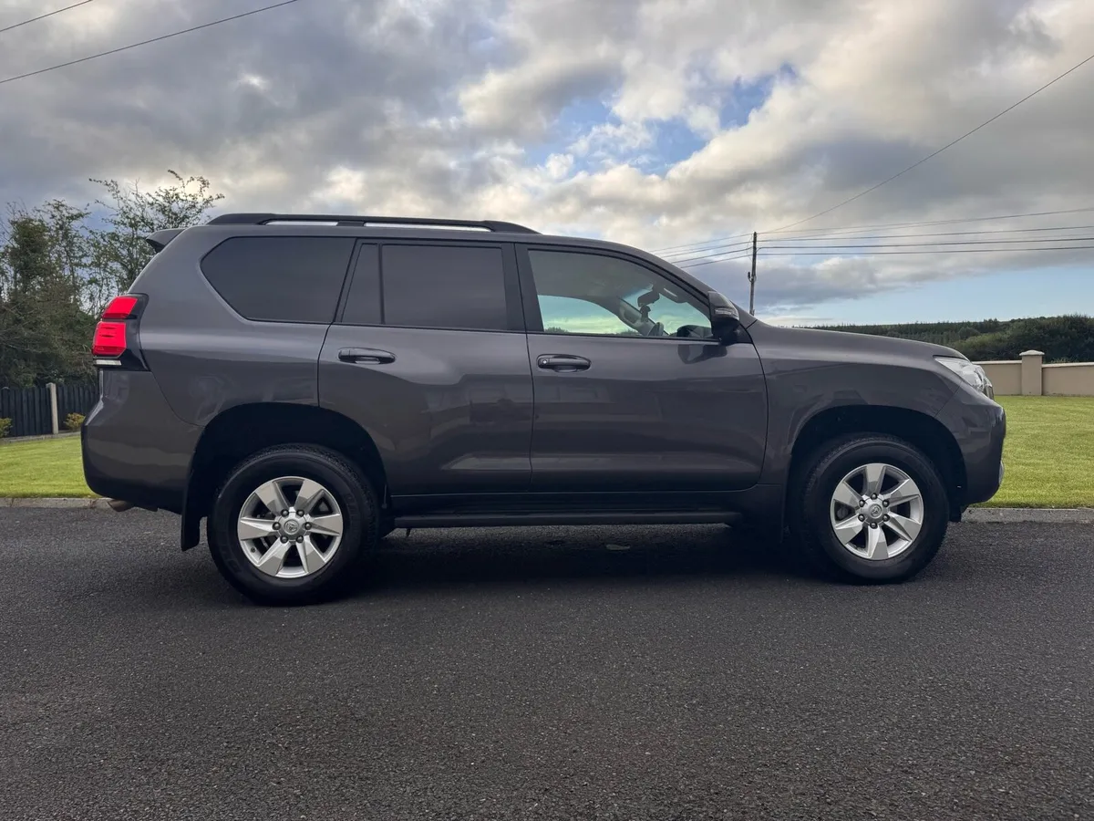 Toyota Landcruiser LWB (241) - Image 4