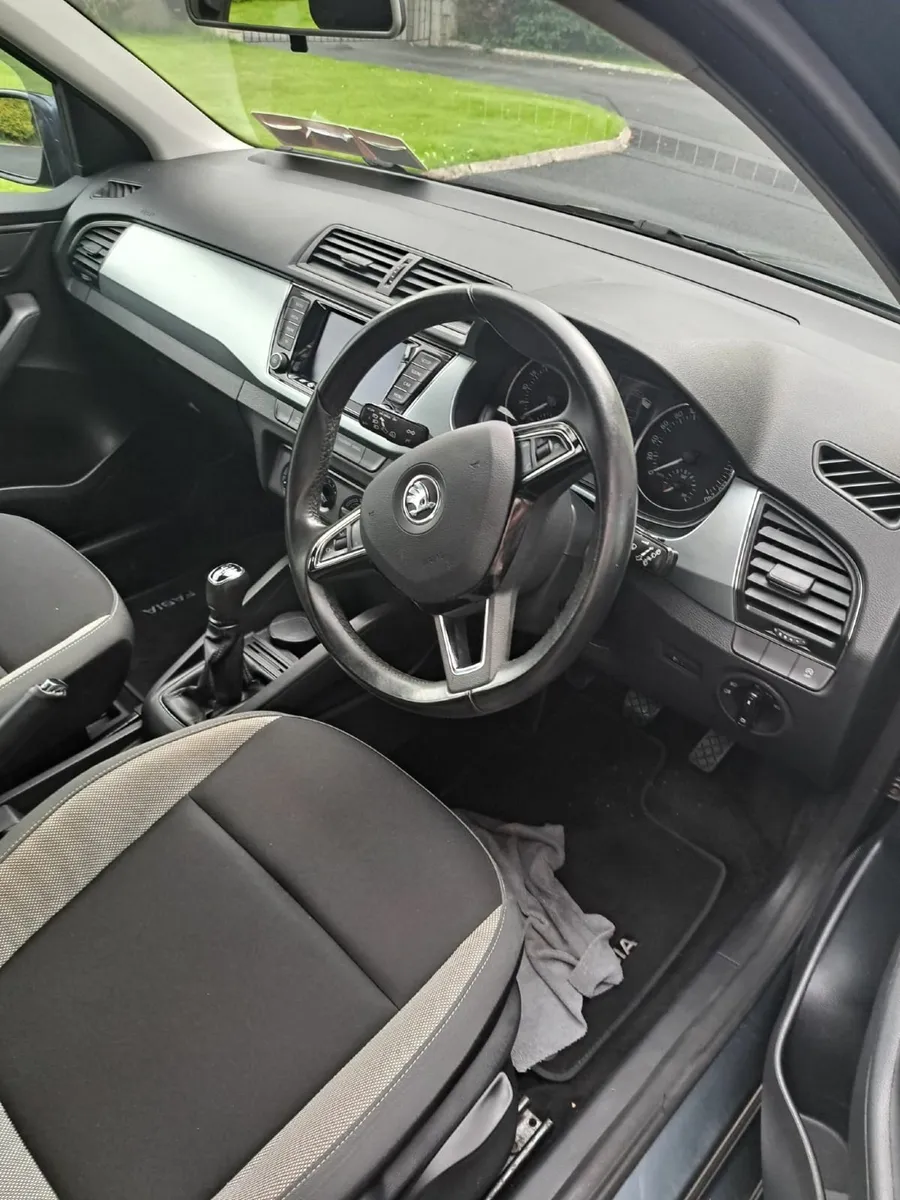 Skoda Fabia 2017 - Image 3