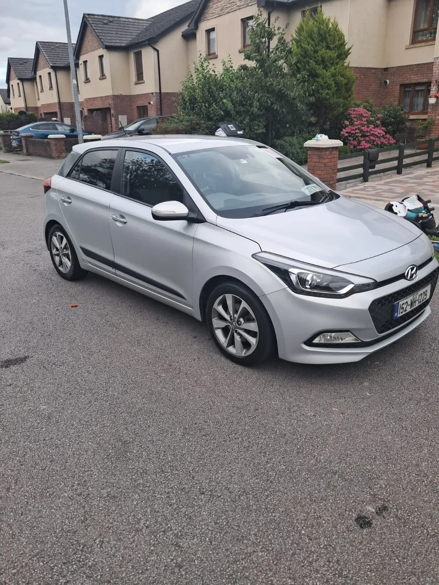 Hyundai i20 2015 - Image 2