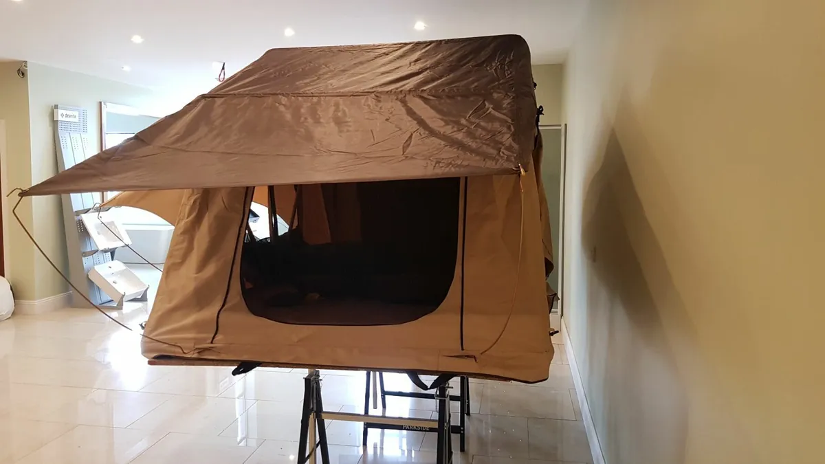 Roof top tent XL with annex - Image 4
