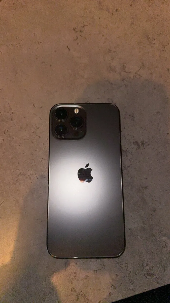 iPhone 13 Pro Max - Image 4