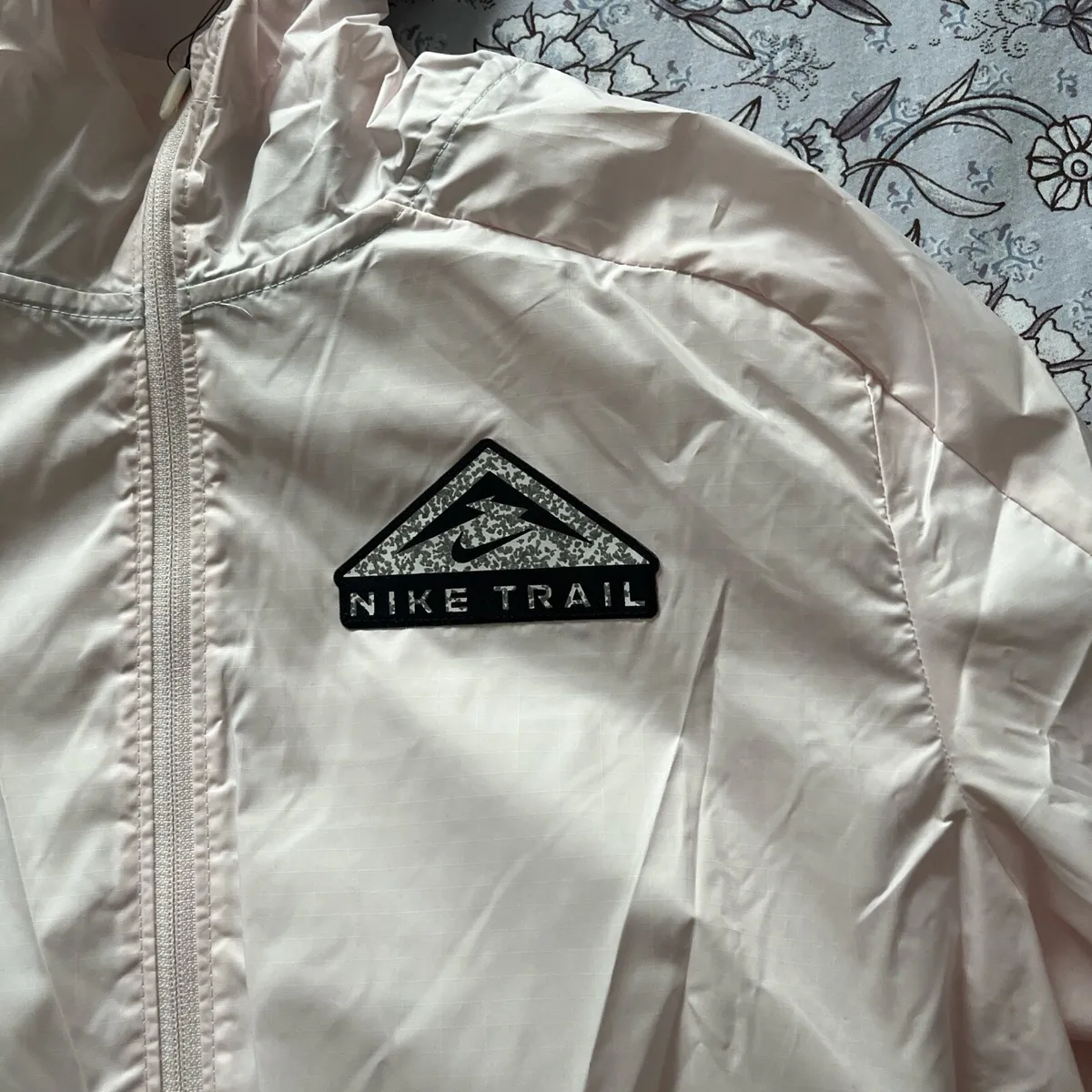 Nike Trail Jacket. - Image 2