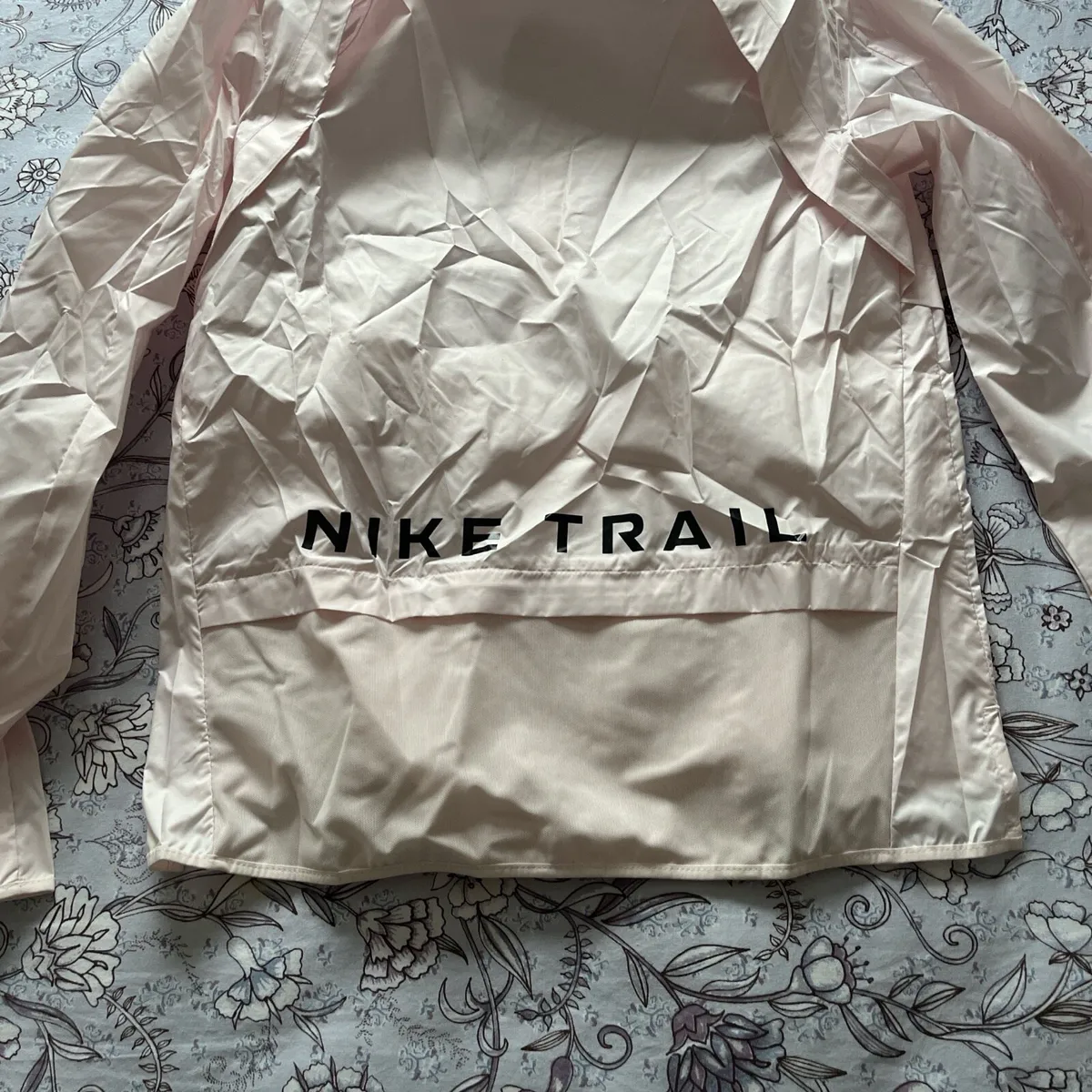 Nike Trail Jacket. - Image 4
