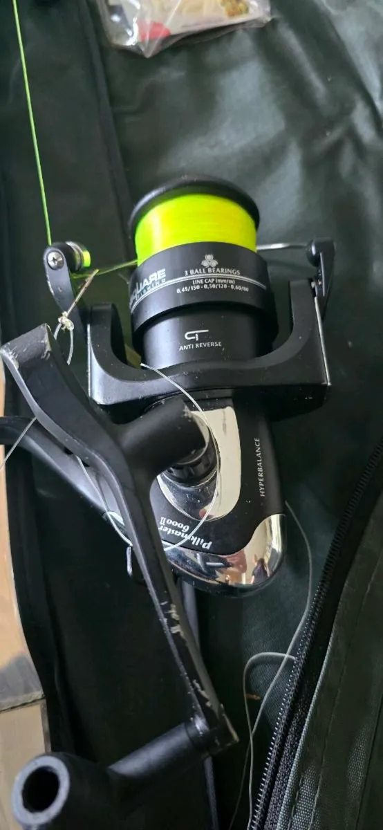 Fishing rod & reel with extra in cover bag - Image 1