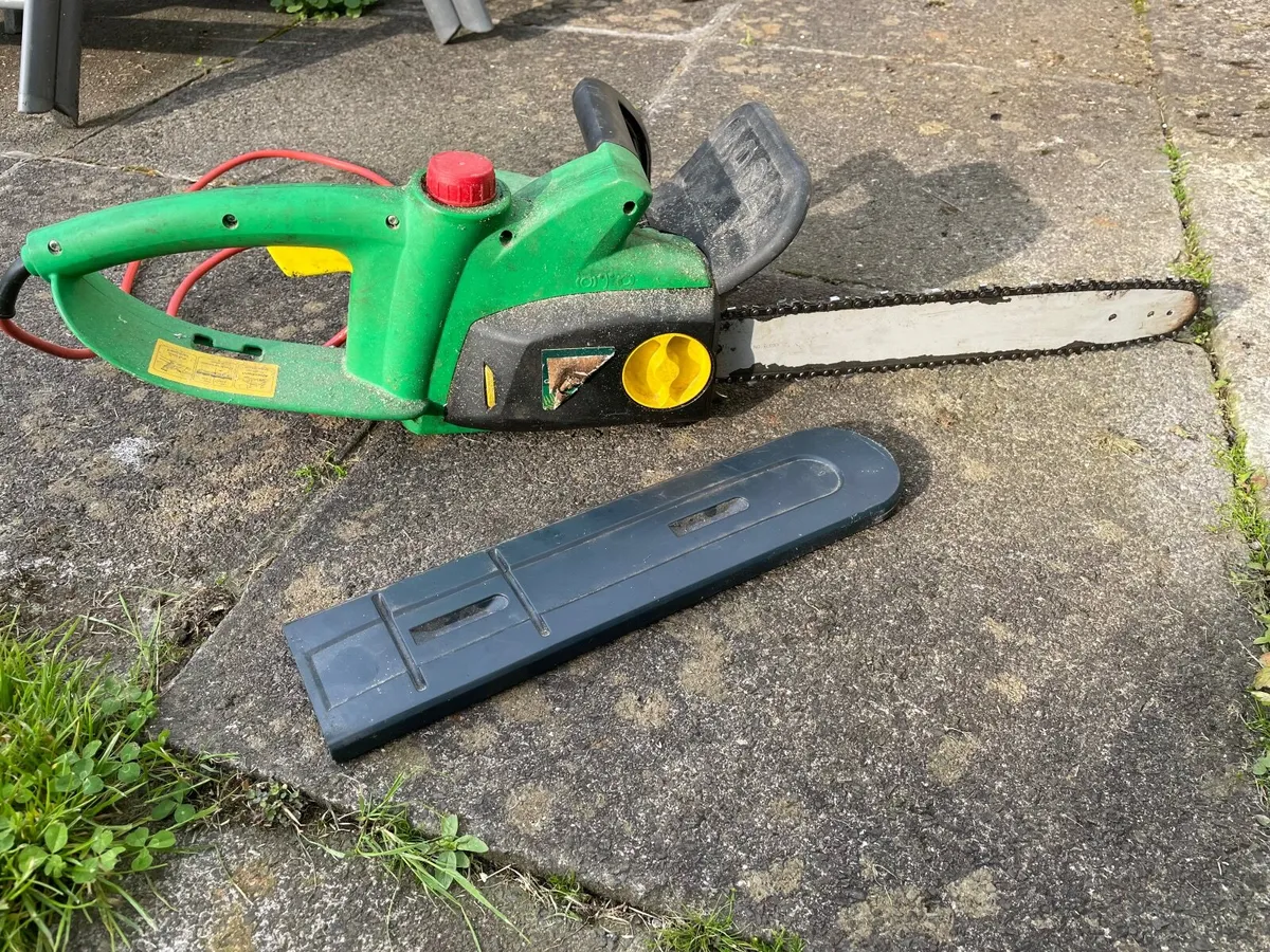 Electric chainsaw - Image 1
