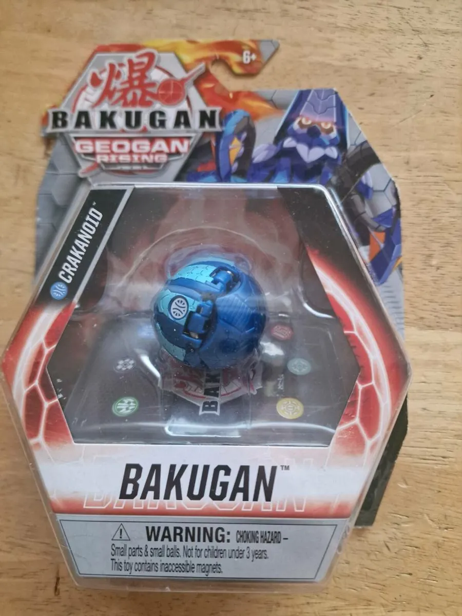Bakugan Geogan Rising Crakanoid with Cards - Image 1