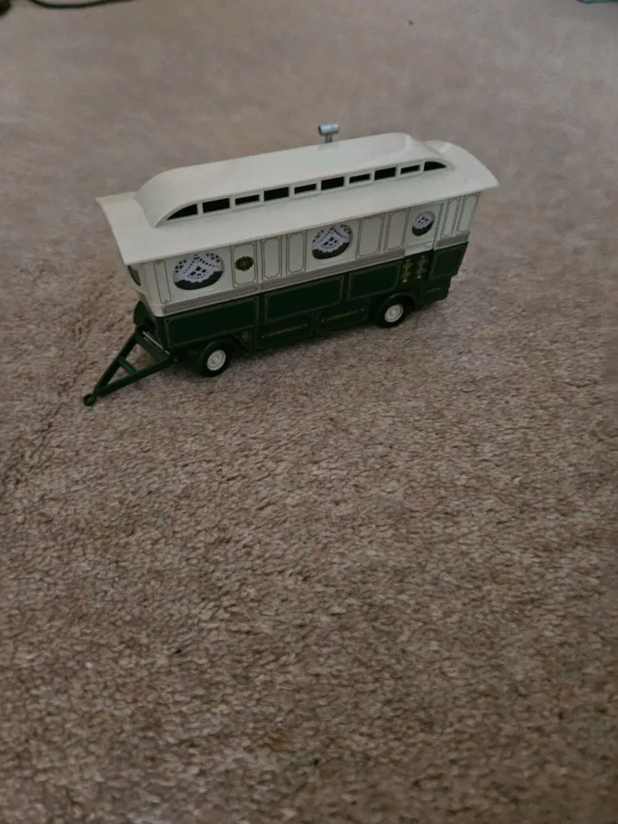 Corgi Circus Fair Ground Caravan Trailer - Image 2