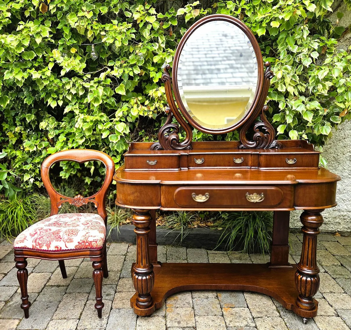 Victorian  Duchess Dressing Table-Circa 1895 - Image 4