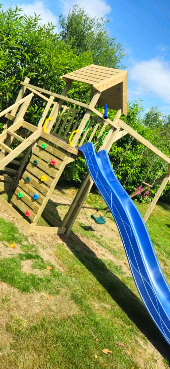 Playhouse fun tower - Image 1