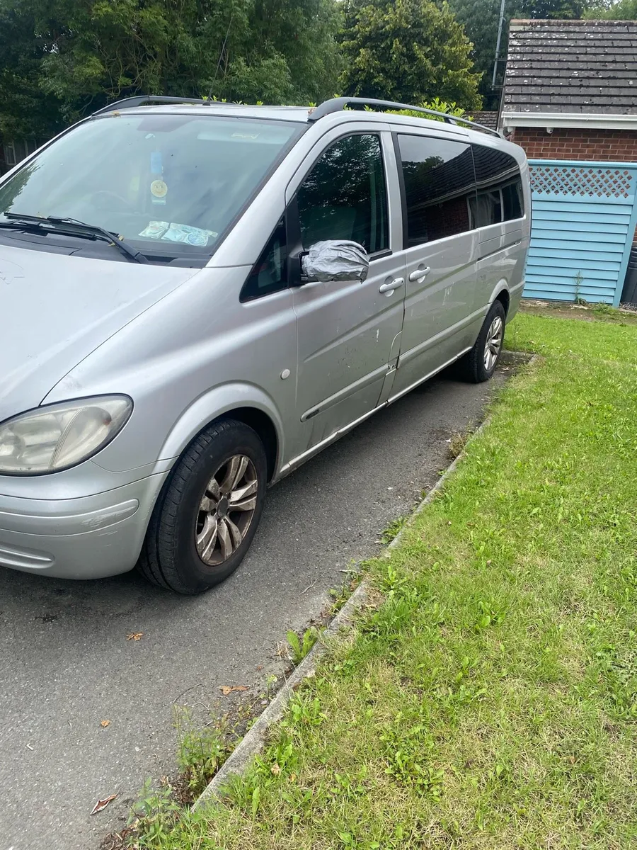 Mercedes Vito (Commercial Van) - Image 2