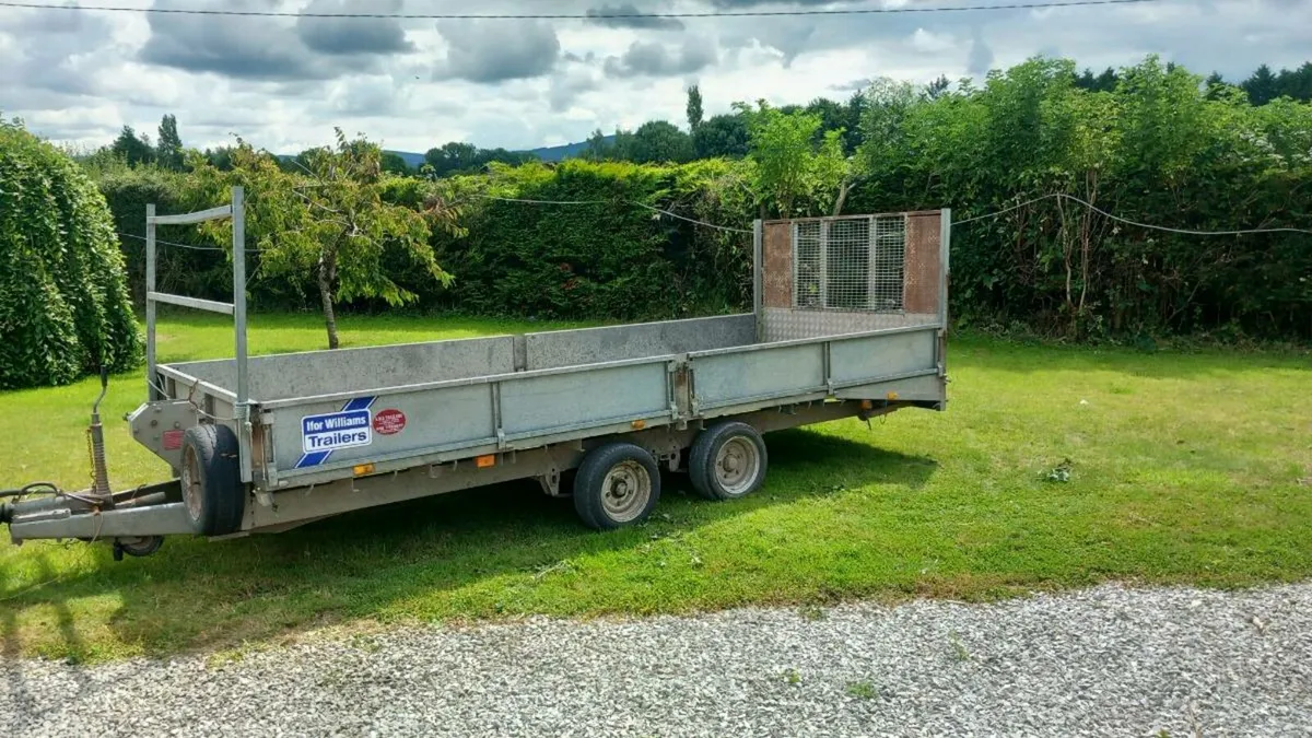 Trailer - Image 2