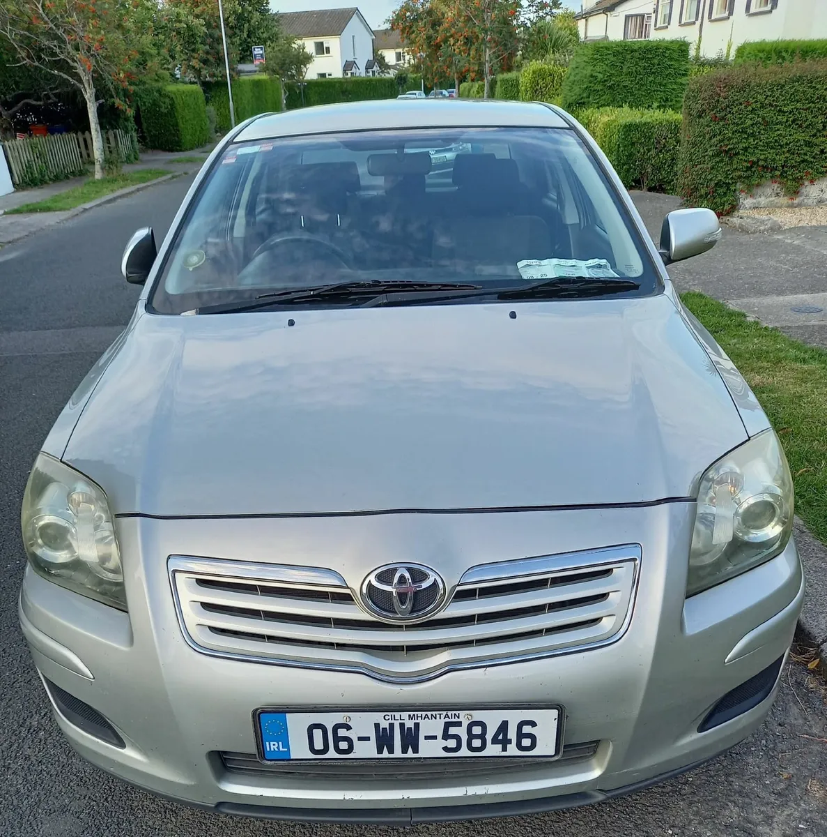 Toyota Avensis Aura 1.6 petrol - Image 1