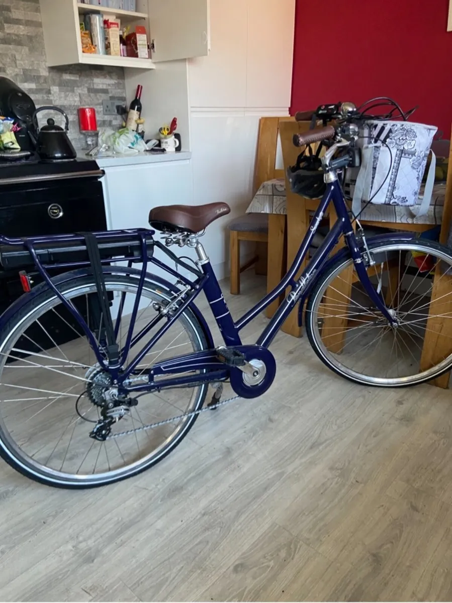 VICTORIA PENDLETON LADIES E-BIKE 19inch - Image 3