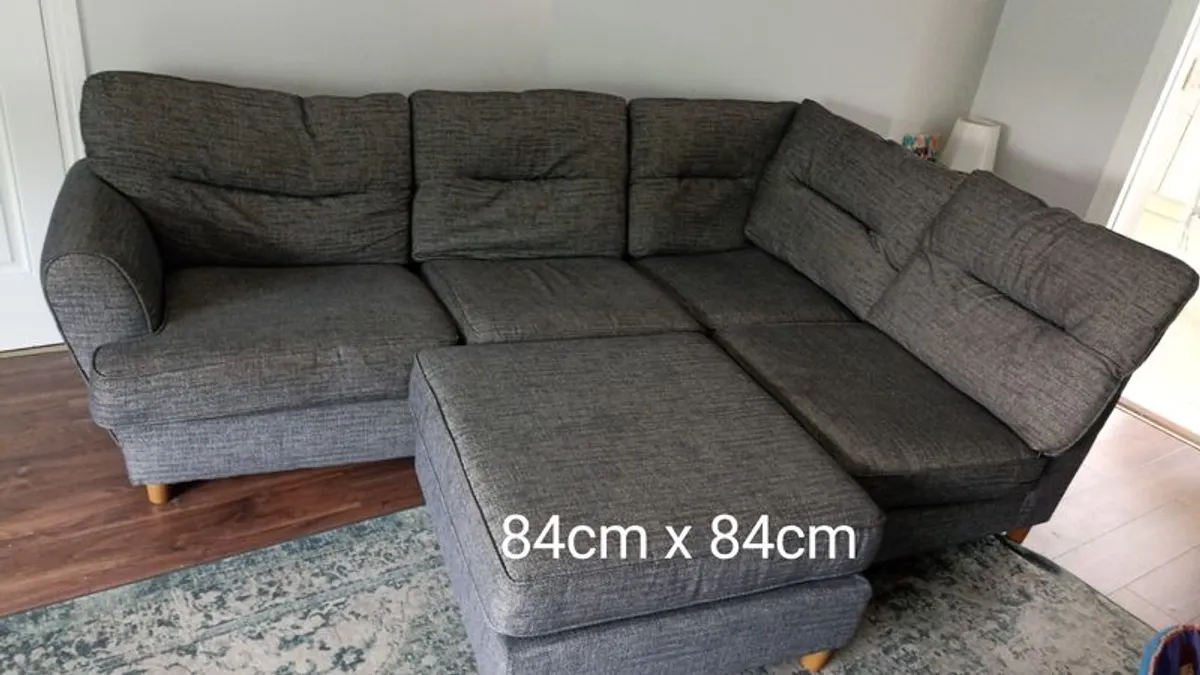Couch - Image 4